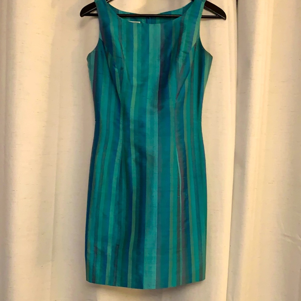 Vintage Erez Levy 100% Silk dress. Teal. Size 4P